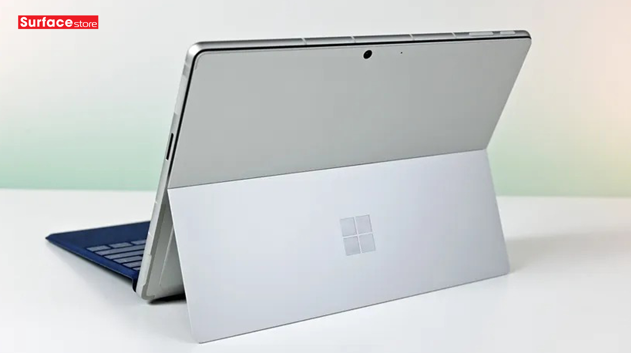 Phụ kiện Surface Pro hàng đầu 2024: Những tiện ích bổ sung thiết yếu cho máy tính 2 trong 1 của Microsoft