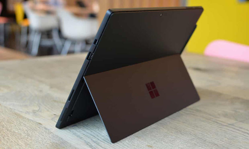 Microsoft Surface Pro 6 i5/16GB/256GB 8