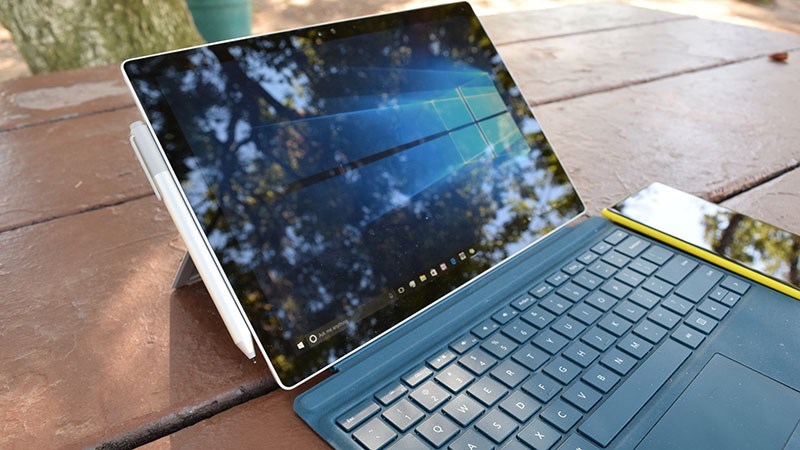 Microsoft Surface Pro 5 LTE i5/8GB/256GB (Like New) 4