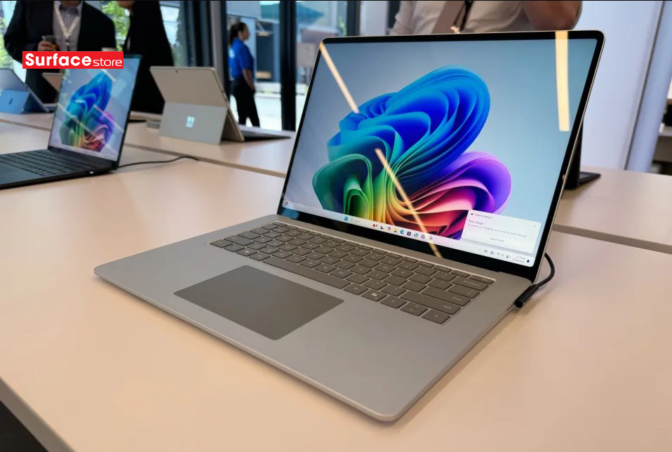 Trên tay Surface Laptop Copilot+: Mạnh mẽ thầm lặng và đầy tiềm năng